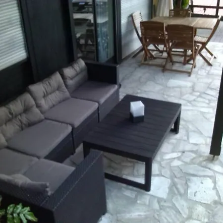 Ferienhaus Inviting 2-bed House In Tignale *